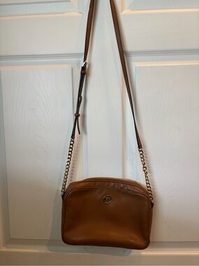 Michael Kors Tan Pebbled Leather Crossbody with Gold Chain